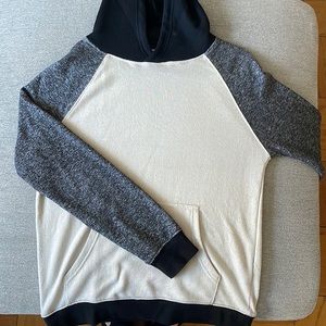 Cozy BDG Hoodie, White/Gray/Black, Size M
